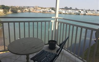 1 Bedroom Apartment in Waterkloof Park