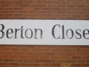 3 Bedroom Apartment in Berton Park