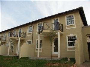 2 Bed Apartment in Moffat View
