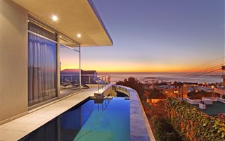4 Bedroom House in Camps Bay