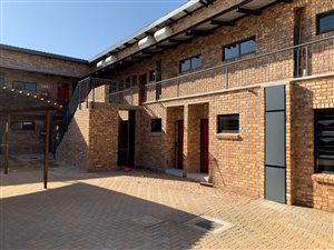 2 Bed Apartment in Elandspoort