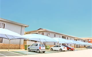 2 Bedroom Apartment in Arboretum