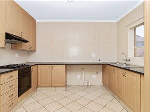 2 Bed Townhouse in Paramount Estate