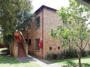 2 Bed Apartment in Amorosa