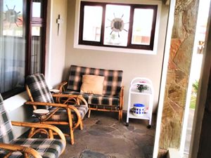4 Bedroom House in Hartenbos