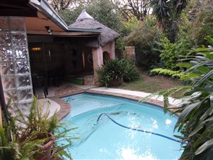 3 Bed Apartment in Vanderbijlpark Central