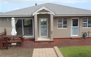 3 Bedroom House in Noordhoek