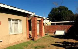 3 Bedroom Duet in Fichardtpark