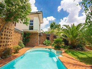 3 Bed House in Waterkloof Glen