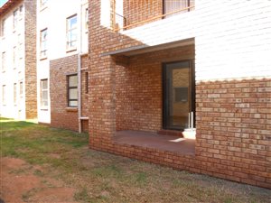 3 Bed Townhouse in Grobler Park