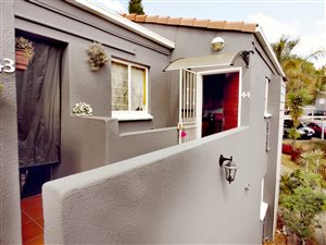 2 Bed Apartment in Radiokop