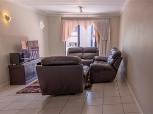 2 Bed Apartment in Morningside
