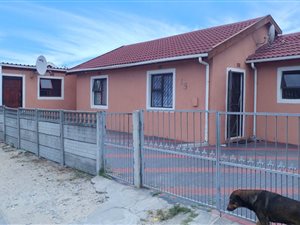 2 Bed House in Langa