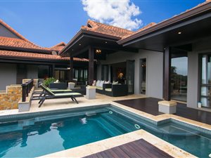 4 Bed House in Zimbali