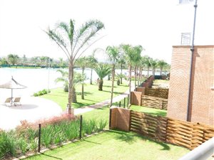 2 Bed Apartment in Willow Park Manor
