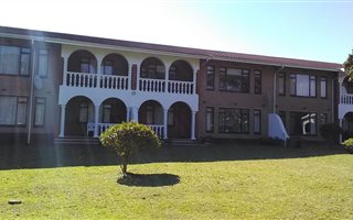 2 Bedroom Apartment in Uvongo