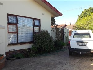 3 Bed House in Goodwood