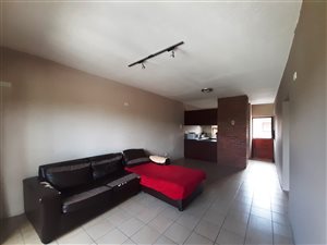 2 Bed Apartment in Midridge Park