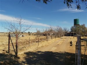 4.5 ha Smallholding in Martindale
