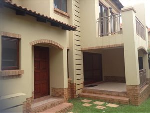 3 Bed Duplex in Boardwalk Meander