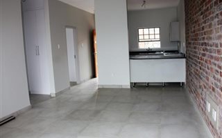 1 Bedroom Flat in White River AH