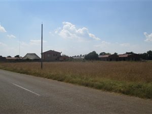 1983 m² Land available in Nigel