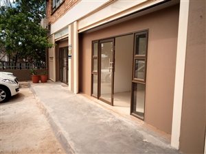 65 m² Commercial space in Glenashley