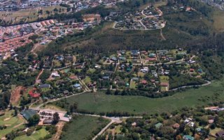 1519 m² Land available in Hunters Home