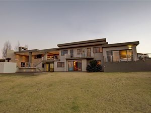 5 Bed House in Verresig Country Estate