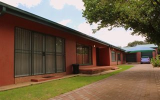 4 Bedroom House in Potchefstroom Central