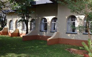 2.1 ha Farm in Sinoville