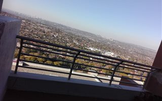 1 Bedroom Penthouse in Northcliff