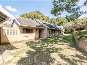 4 Bed House in Forest Hills