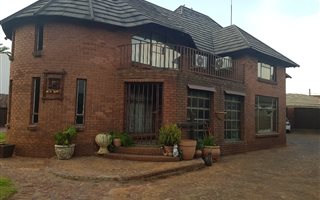 4 Bedroom House in Sunair Park