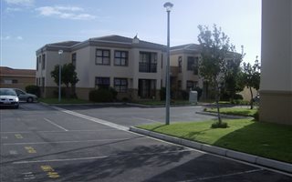 3 Bedroom Apartment in Parklands