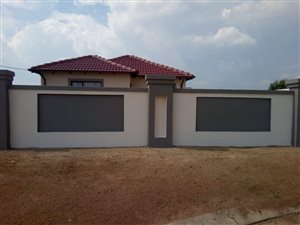 3 Bed House in Evaton West