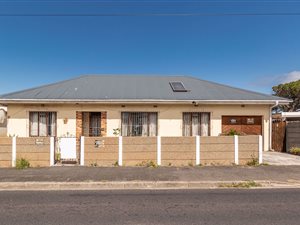4 Bed House in Southfield