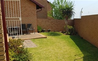 2 Bedroom Duplex in The Reeds