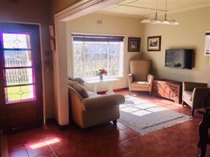 3 Bed House in Lakeside