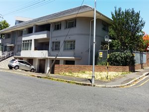 2 Bed Apartment in Rondebosch