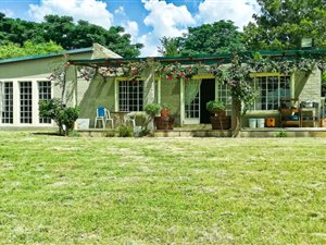 2 Bed House in Farmall