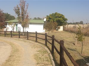 2 Bed Garden Cottage in Farmall
