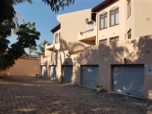 2 Bed Apartment in Uvongo
