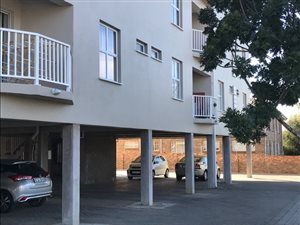 2 Bed Apartment in West Hill