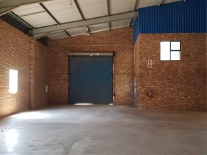 1250 m² Commercial space in Monavoni