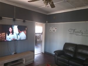 3 Bedroom House in Bakerton