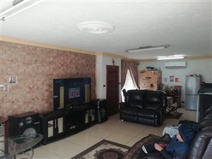 4 Bed House in Simmerfield