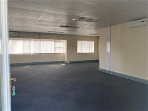 89 m² Office Space in Chasedene