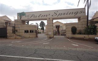 2 Bedroom Townhouse in Meredale
