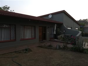 6 Bedroom House in Wychwood